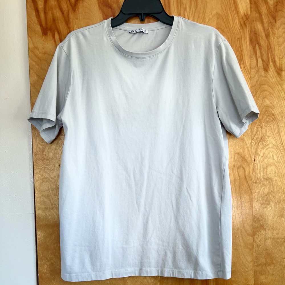 Zara men’s short sleeve tshirt light grey